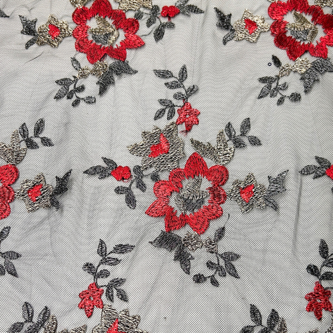 TUL BORDADO CON FLORES