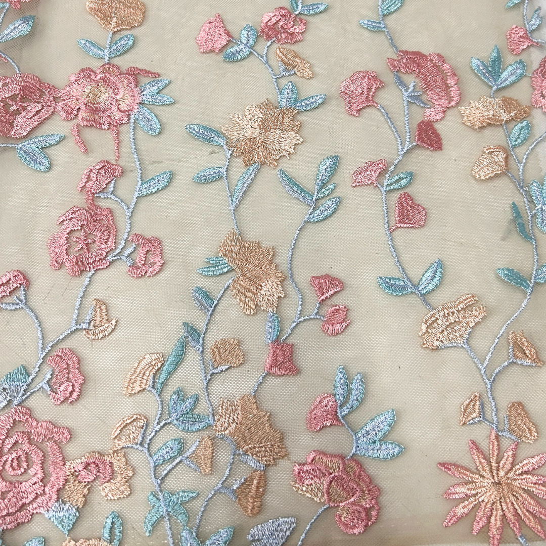 TUL BORDADO GUARDA DE FLORES BICOLOR